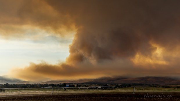 Taken near Ellensburg, WA. Looks like a huge tornado or maybe an explosion. 