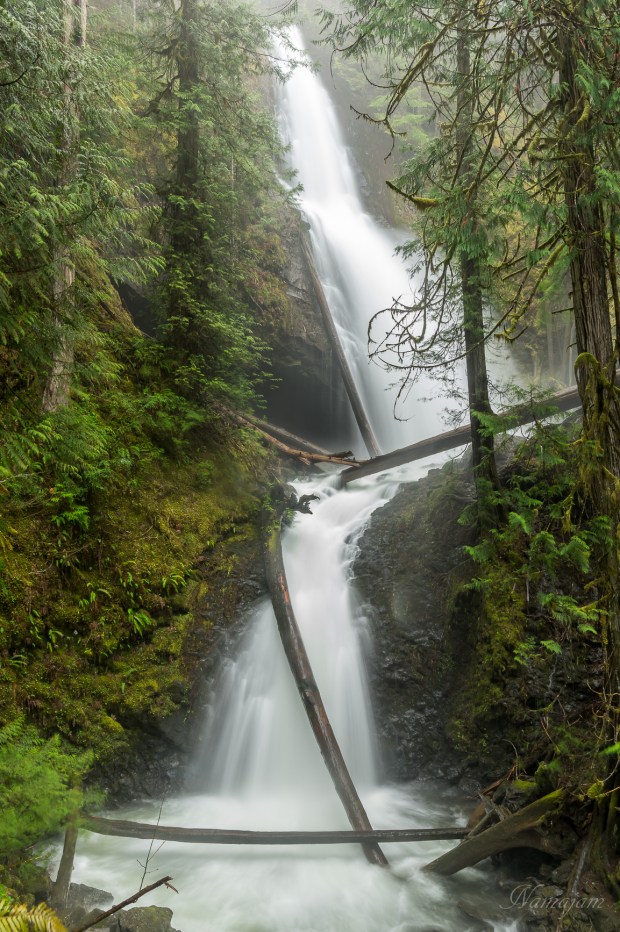 Murhut Falls, 153' (46.6m) in two steps. 117' and 36'. This is around 1100' (335m) in elevation. Mist everywhere, hard to get clean shot. Great hike!